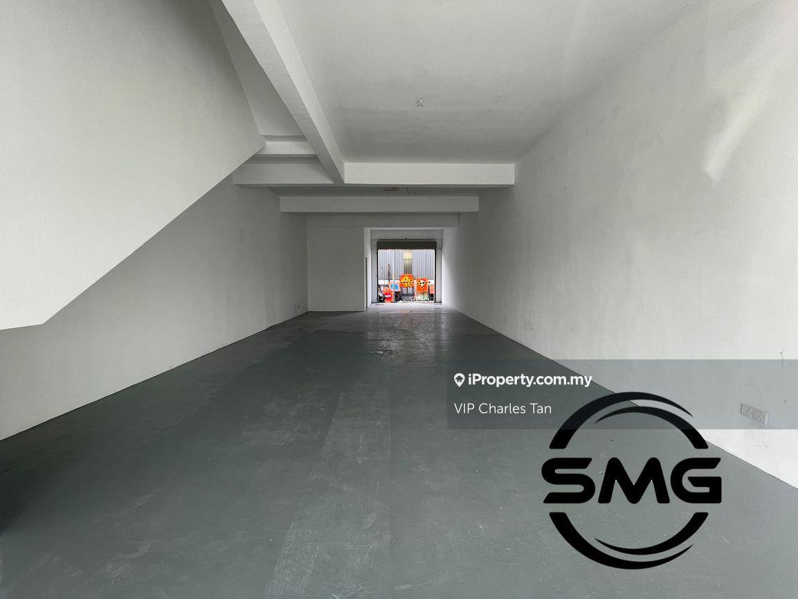 Shop-Office for Rent in 99% Good Condition 3 Storey Shoplot Jalan Permata, Banting by Charles TQL - iProperty.com.my