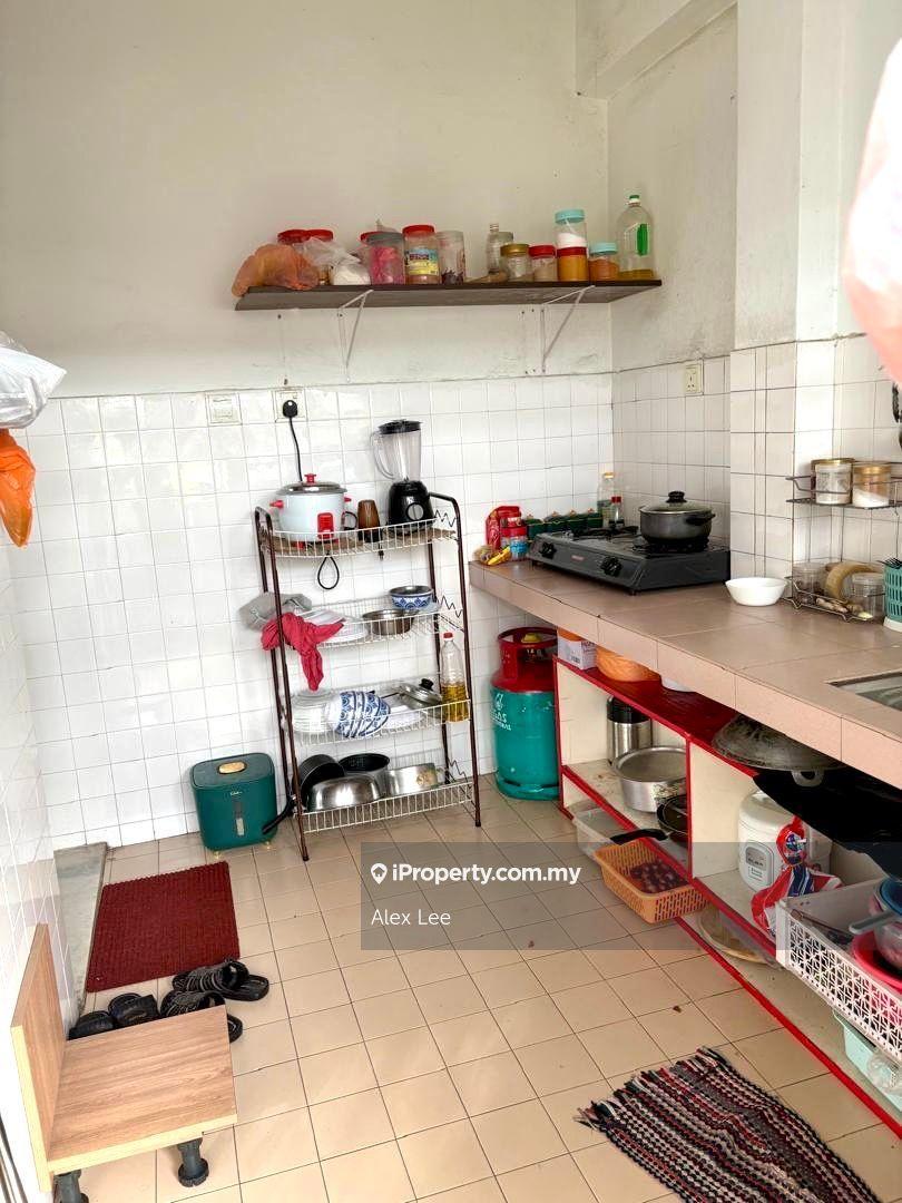 Flat for Sale in Pusat Bandar Puchong by Alex Lee - iProperty.com.my