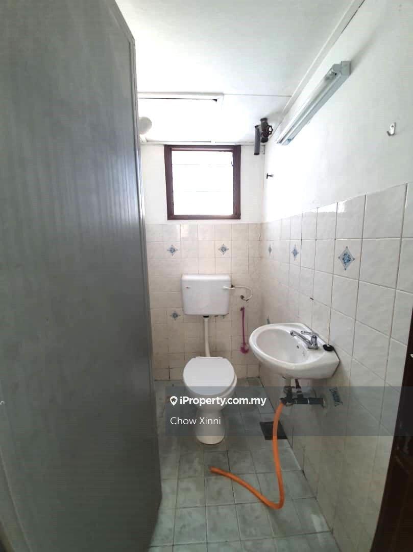 Pangsapuri untuk Dijual di Subang Perdana Goodyear Court 9 oleh Chow Xinni - iProperty.com.my