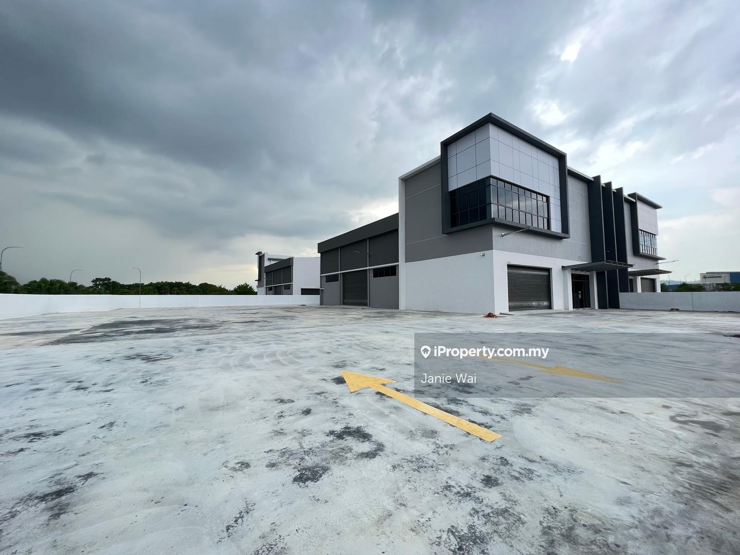 Semi-D Kilang untuk Disewa di Bandar Sri Sendayan, Negeri Sembilan oleh Janie Wai - iProperty.com.my
