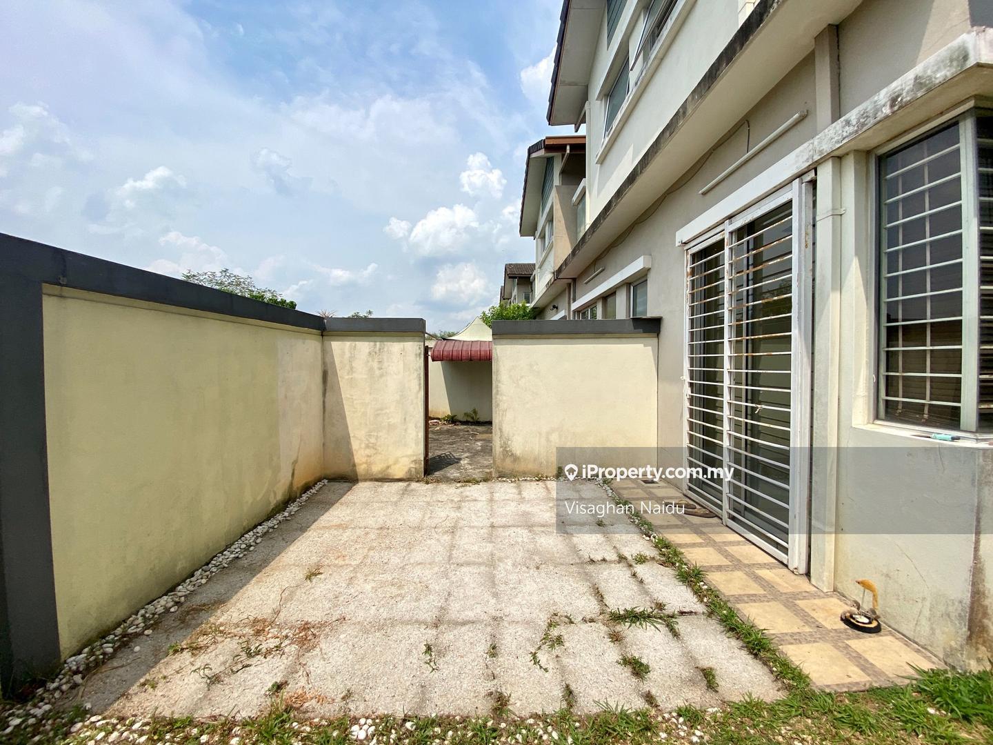 Rumah Berkembar untuk Dijual di Taman Anggun, Rawang oleh Visaghan Naidu - iProperty.com.my