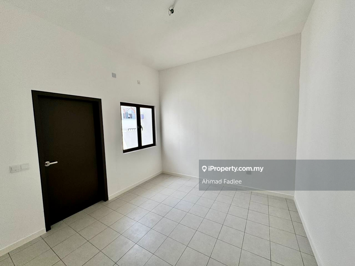 Rumah Berangkai 2 Tingkat untuk Disewa di Bandar Serenia, Dengkil oleh Ahmad Fadlee - iProperty.com.my