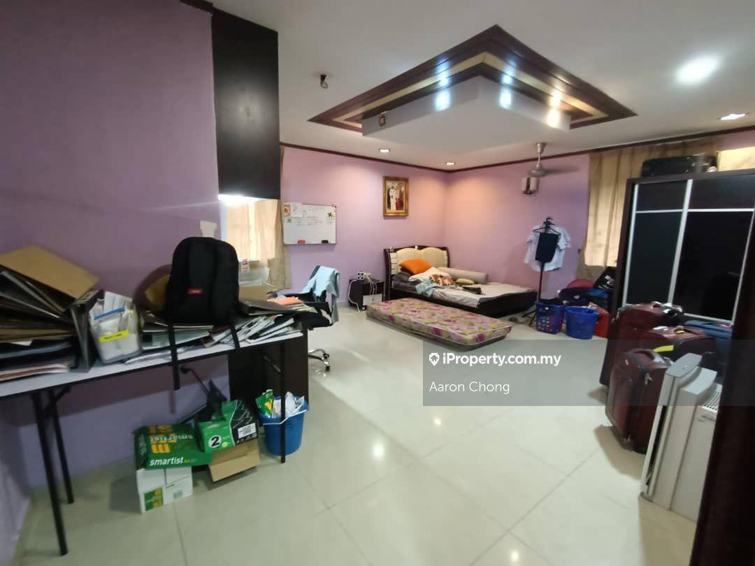 Semi-Detached House for Sale in Jalan Kipark 9, Puchong by Aaron Chong - iProperty.com.my