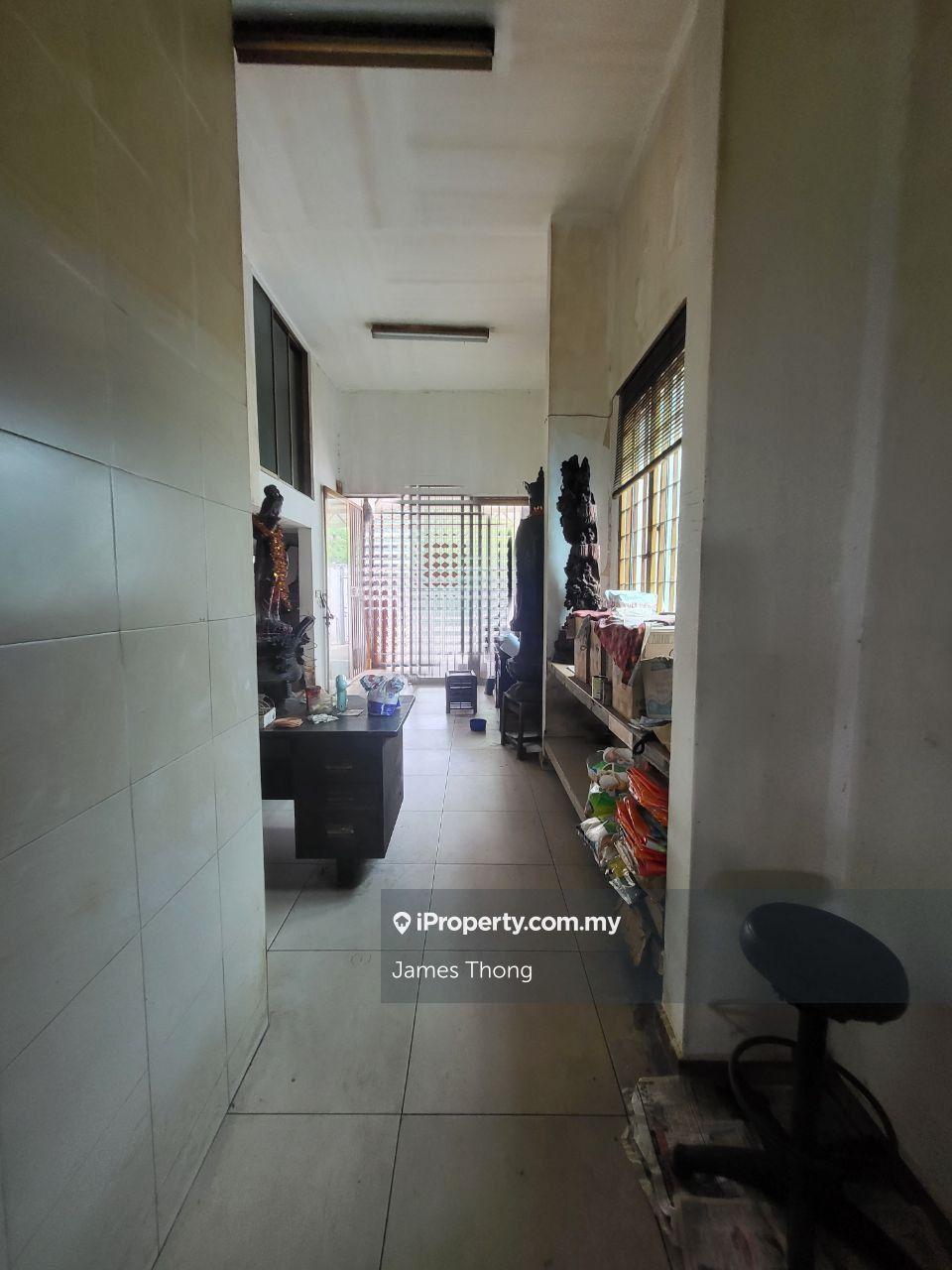 Bungalow House for Sale in Taman United, Jalan Klang Lama (Old Klang Road) by James Thong - iProperty.com.my