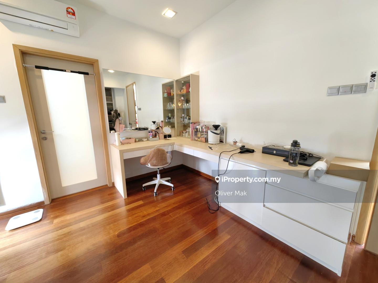 Bungalow House for Sale in Taman Esplanad, Bukit Jalil by Oliver Mak - iProperty.com.my