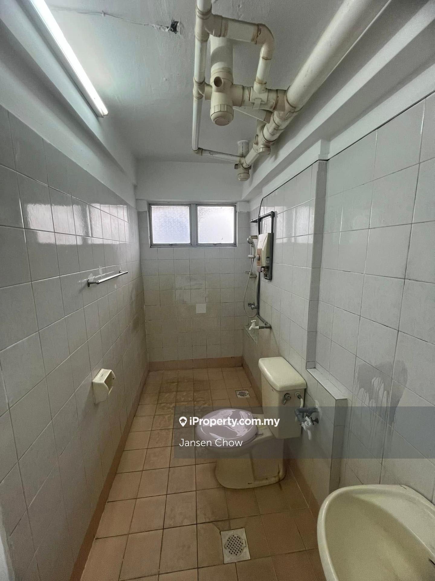 Kondominium untuk Dijual di Seri Mas Condominium oleh Jansen Chow - iProperty.com.my