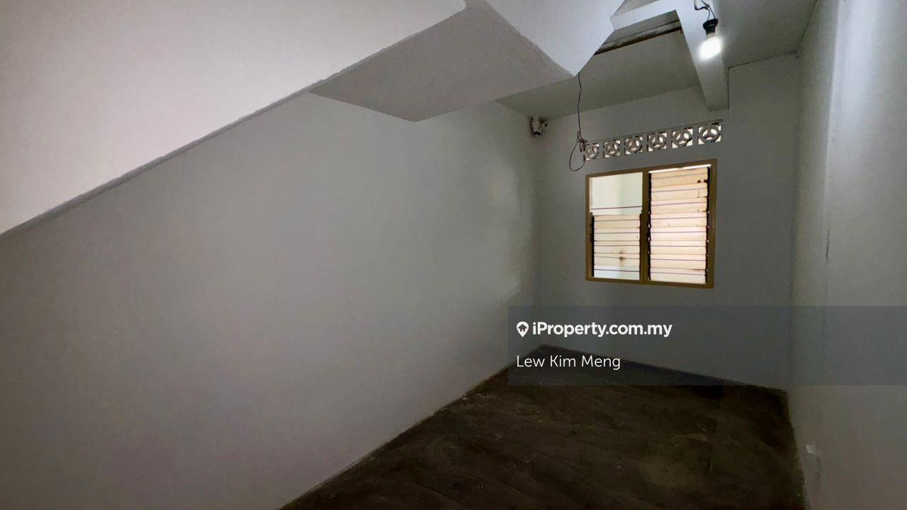 Rumah Berangkai 2 Tingkat untuk Dijual di Taman Kepong, Kepong oleh Lew Kim Meng - iProperty.com.my