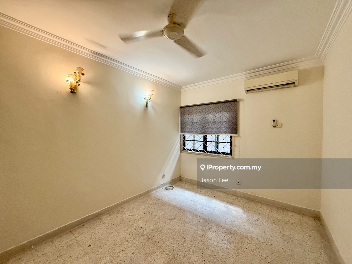 Bungalow House for Sale in Taman Bangsar, Bangsar by Jason Lee - iProperty.com.my