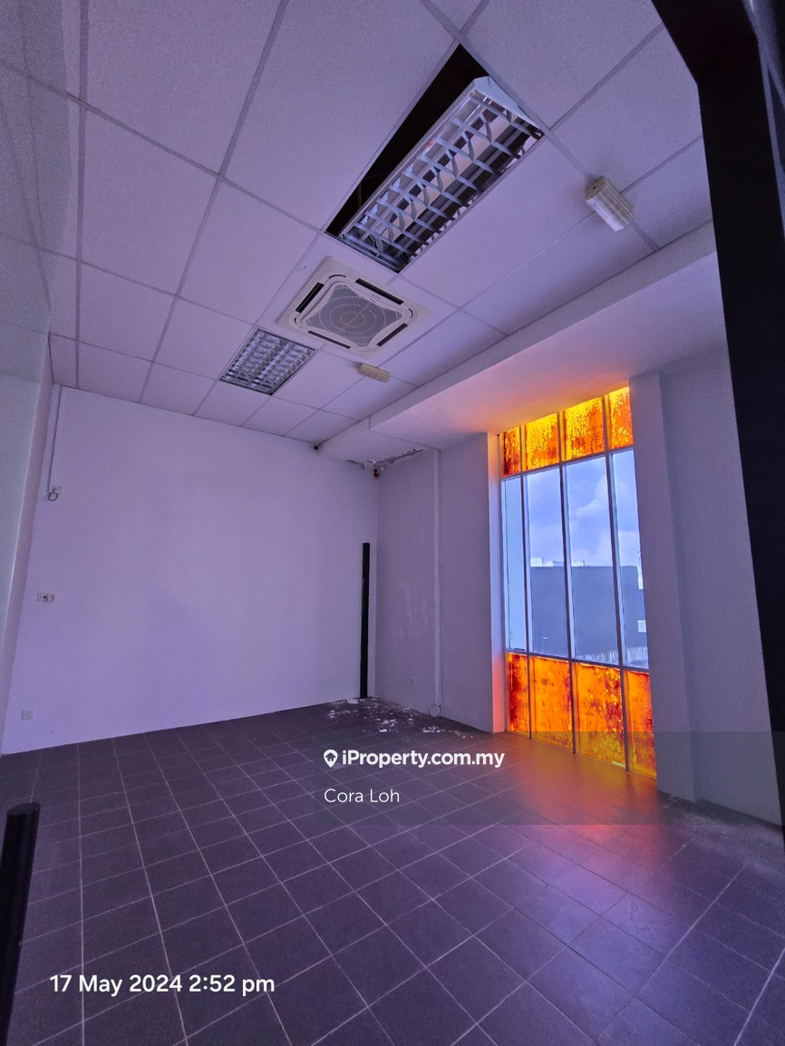 Semi-D Factory for Sale in Taman Perindustrian Alam Jaya, Gelang Patah by Cora Loh - iProperty.com.my