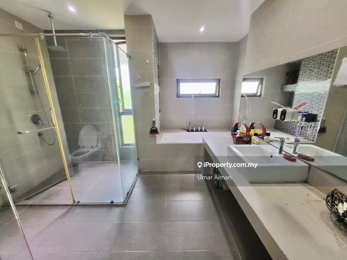 Rumah Berangkai 3 Tingkat untuk Dijual di Denai Alam, Shah Alam oleh Umar Aiman - iProperty.com.my