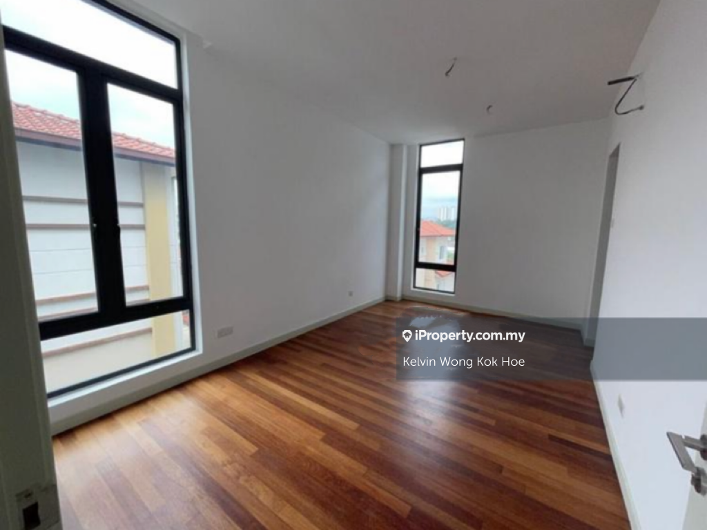 Banglo untuk Dijual di Taman Overseas Union (Taman Oug), Jalan Klang Lama (Old Klang Road) oleh Kelvin Wong Kok Hoe - iProperty.com.my