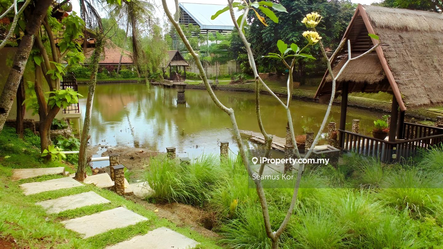 Hotel / Resort for Sale in Kampung Seelong Jaya, Senai by Seamus Kor - iProperty.com.my