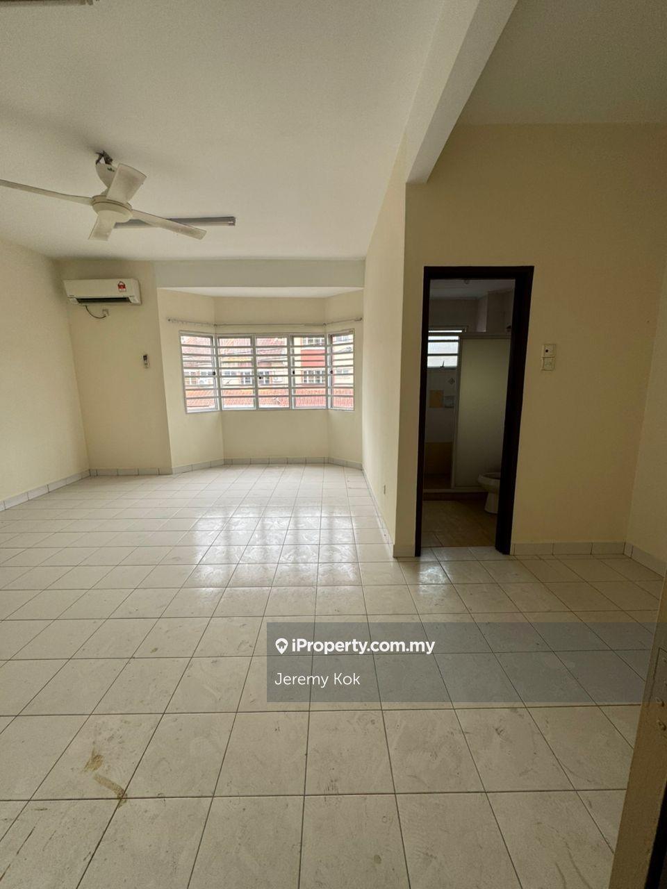 3-storey Terraced House for Sale in Taman Buana Perdana, Petaling Jaya by Jeremy Kok - iProperty.com.my