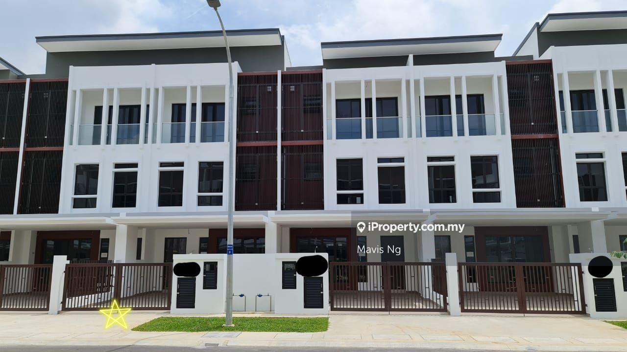 Rumah Berangkai 3 Tingkat untuk Dijual di setia utama 2 zeyheri, Setia Alam oleh Mavis Ng - iProperty.com.my