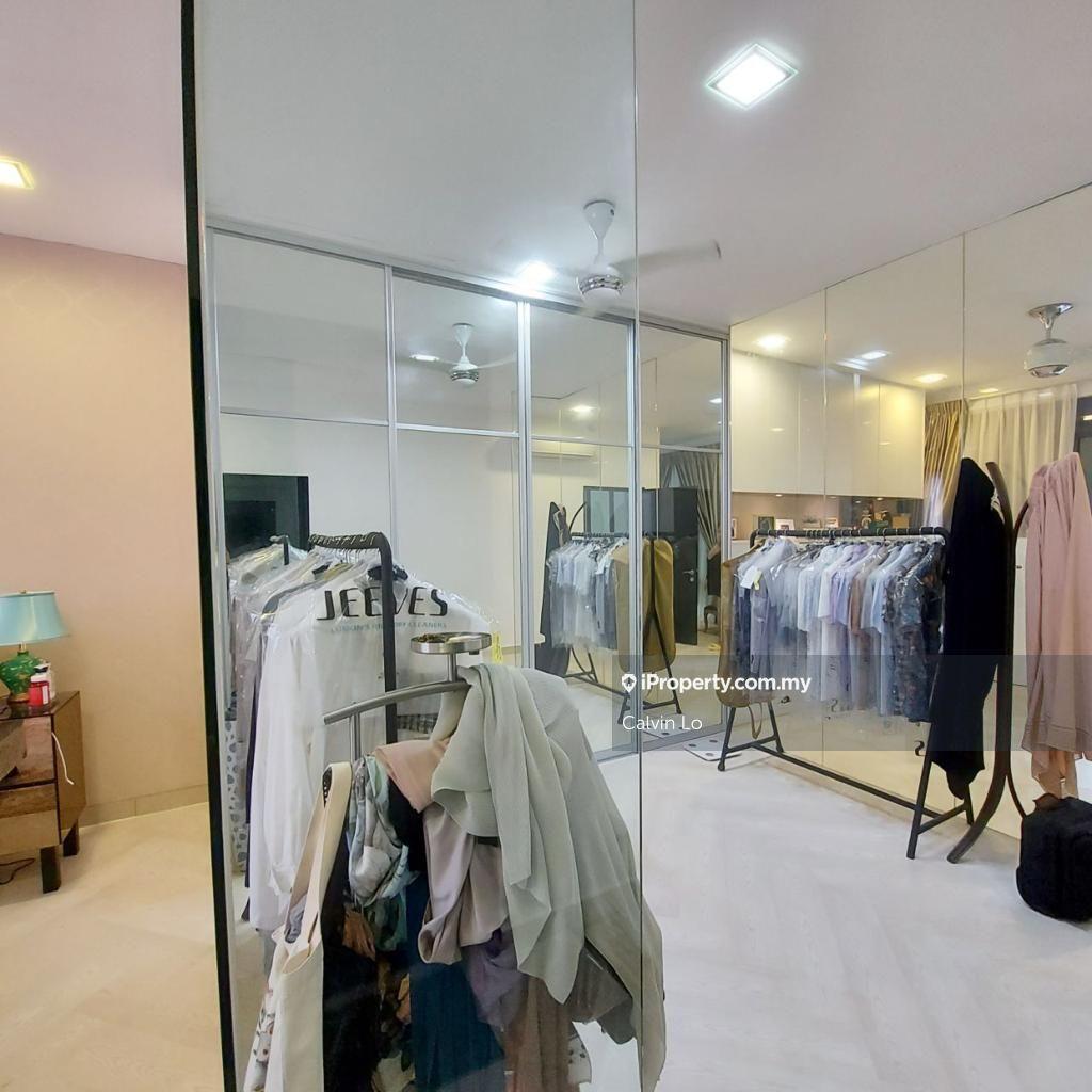 Rumah Berangkai 3 Tingkat untuk Dijual di Kinrara Residence, Puchong oleh Calvin Lo - iProperty.com.my