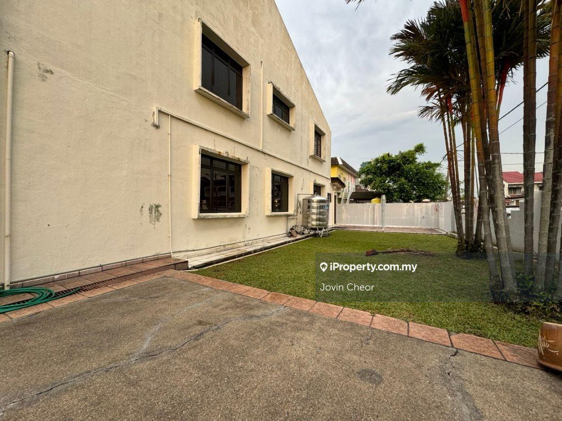 Rumah Berangkai 2 Tingkat untuk Dijual di Taman Overseas Union (Taman Oug), Jalan Klang Lama (Old Klang Road) oleh Jovin Cheor - iProperty.com.my