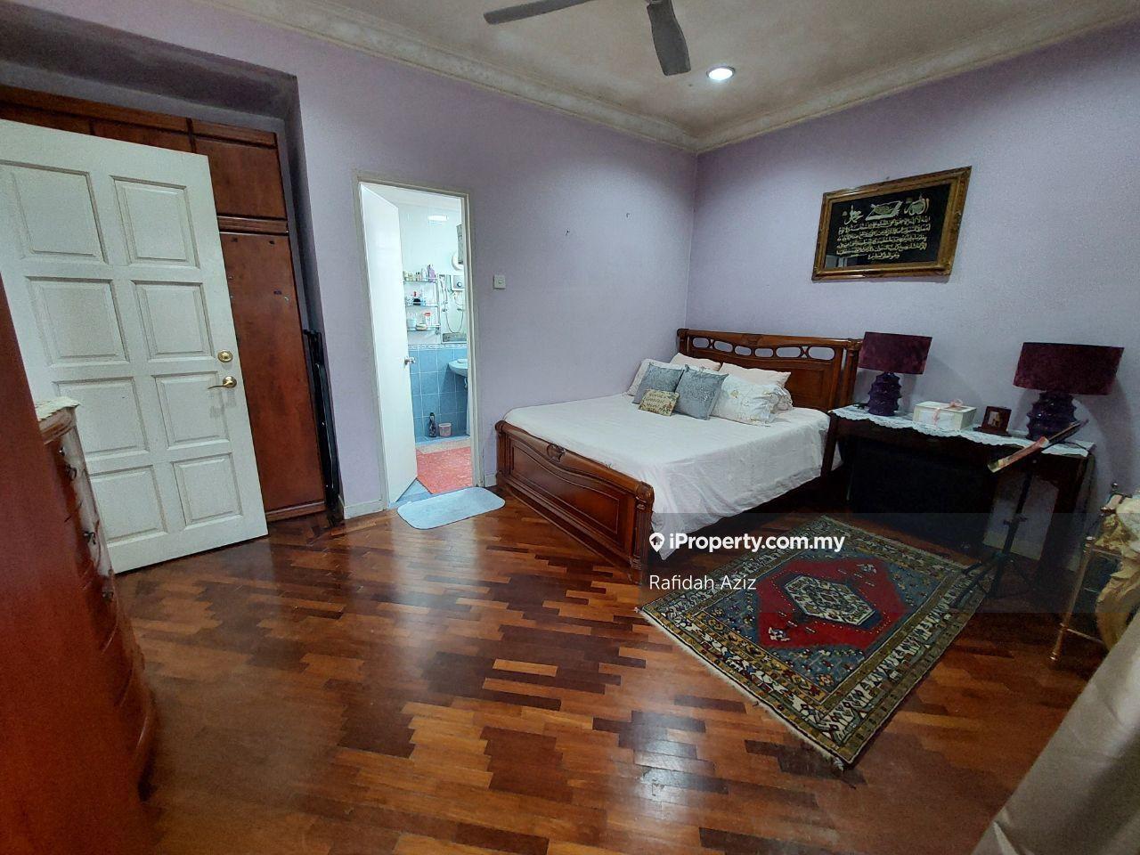 Rumah Berkembar untuk Dijual di Seksyen 8, Kota Damansara oleh Rafidah Aziz - iProperty.com.my