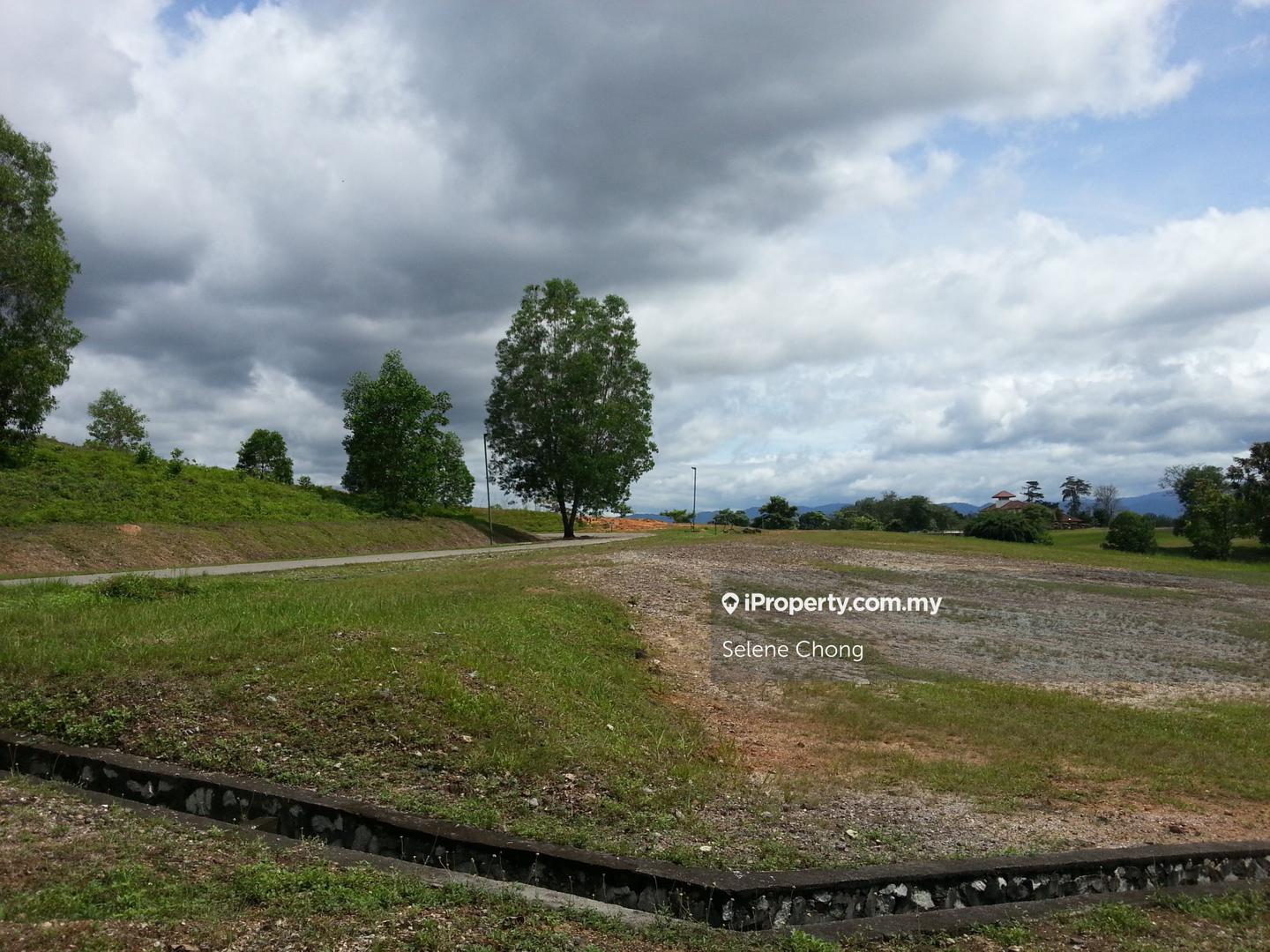 Banglo Tanah untuk Dijual di College Heights Garden Resort, Setul oleh Selene Chong - iProperty.com.my