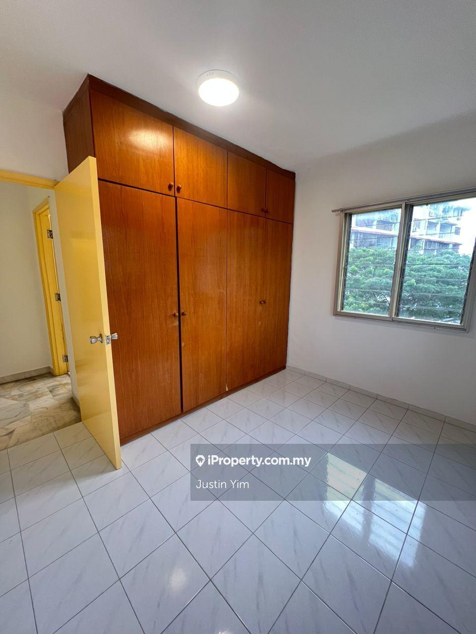 Pangsapuri untuk Dijual di Segar Apartments oleh Justin Yim - iProperty.com.my