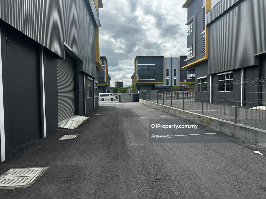 Semi-D Kilang untuk Disewa di Nilai Impian, Nilai oleh Andy Nee - iProperty.com.my