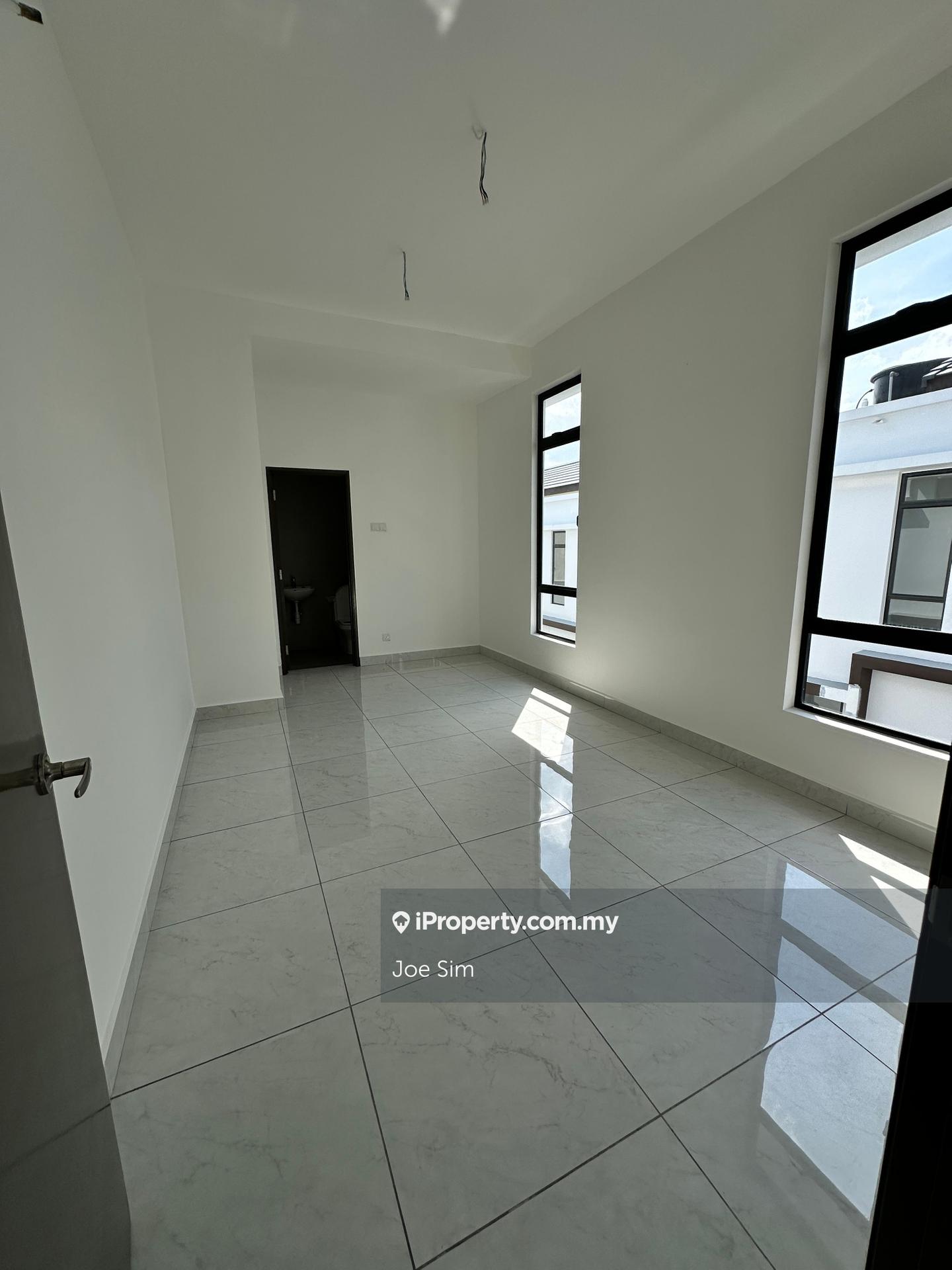 Cluster House for Sale in Bandar Cemerlang, Ulu Tiram by Joe Sim - iProperty.com.my