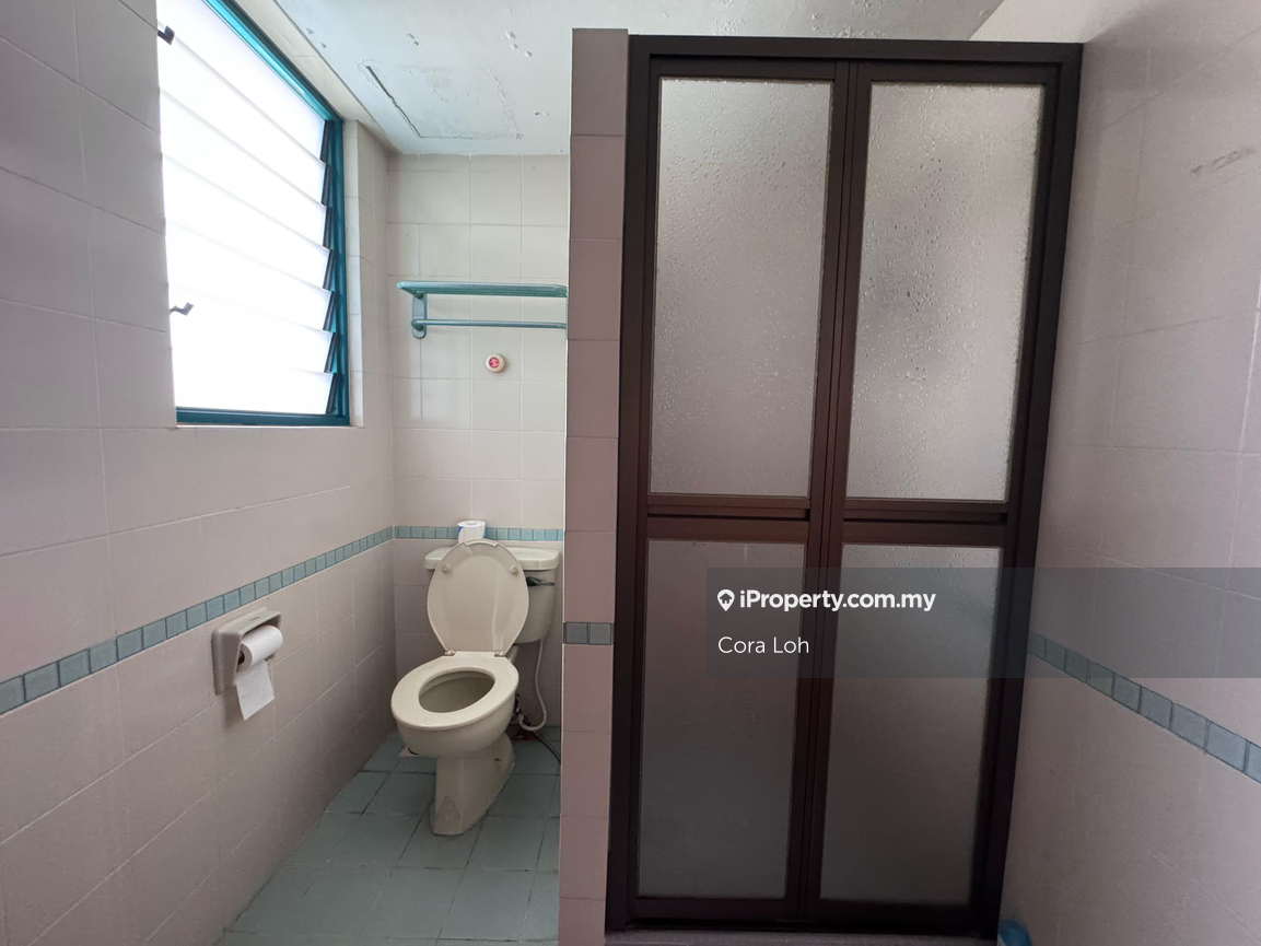 Condominium for Sale in The Straits View Condominium by Cora Loh - iProperty.com.my