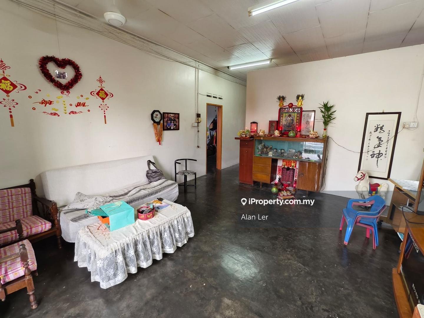 Rumah Berangkai 1 Tingkat untuk Dijual di Kampung Poh Chee Leng, Skudai oleh Alan Ler - iProperty.com.my
