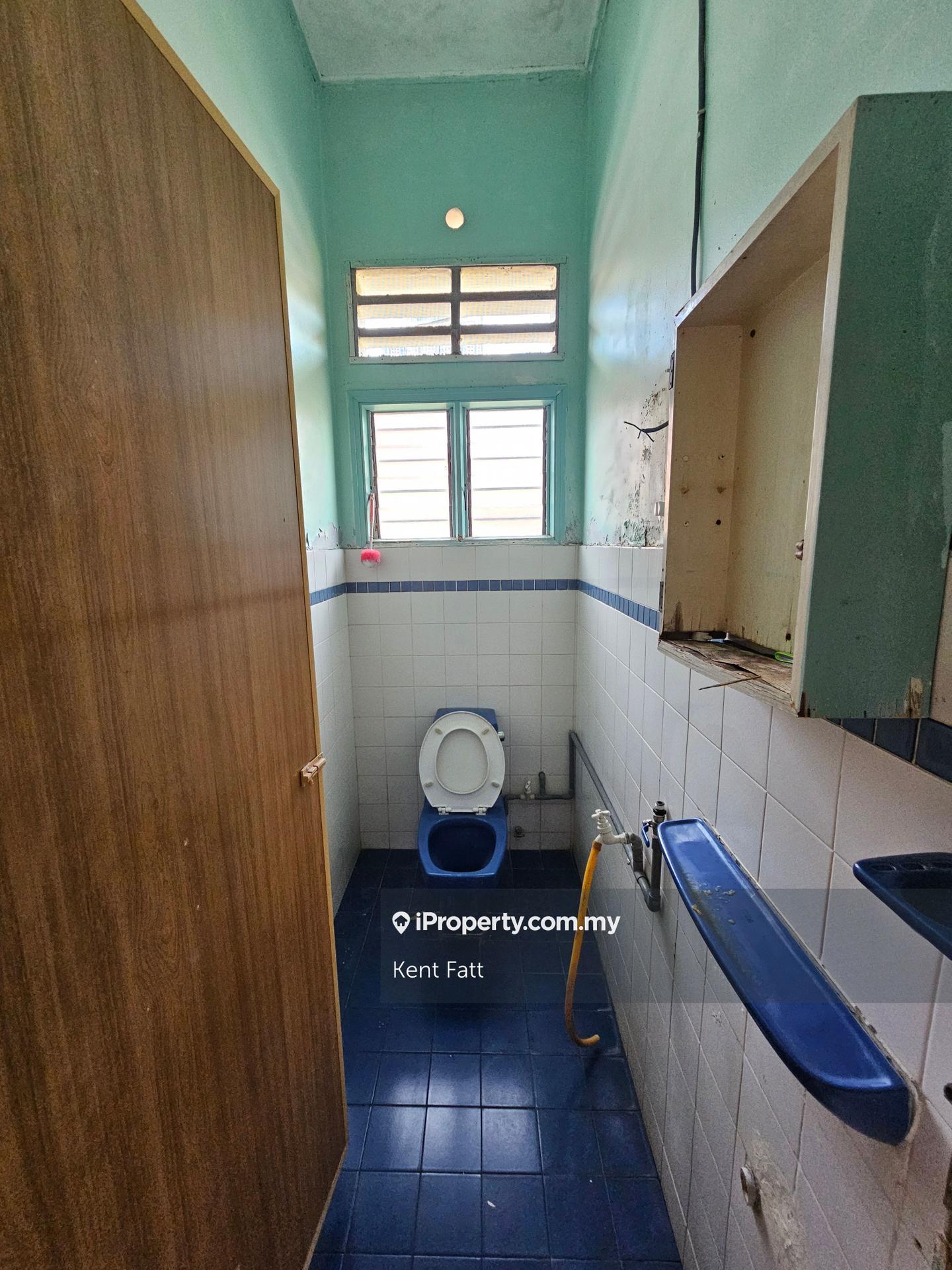 Bungalow House for Sale in Taman Kanagapuram, Petaling Jaya by Kent Fatt - iProperty.com.my