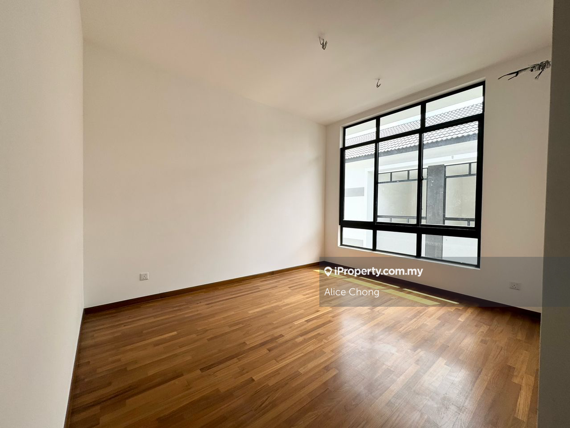 Cluster House for Sale in The Kews Senibong Leisure Farm, Gelang Patah by Alice Chong - iProperty.com.my