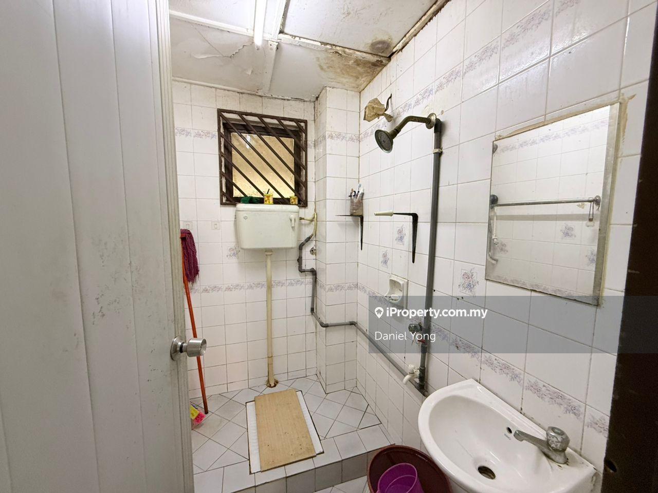 Rumah Berangkai 2 Tingkat untuk Dijual di Taman Tan Sri Yaacob, Johor Bahru oleh Daniel Yong - iProperty.com.my