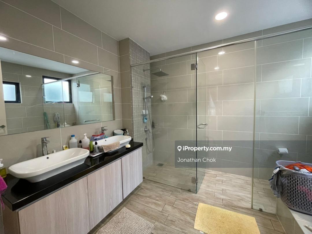 Rumah Berangkai 2 Tingkat untuk Dijual di 16 Sierra, Puchong oleh Jonathan Chok - iProperty.com.my