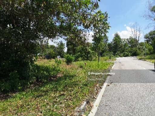 Banglo Tanah untuk Dijual di Bayu Lakehomes, Mantin oleh Ricky Poon - iProperty.com.my