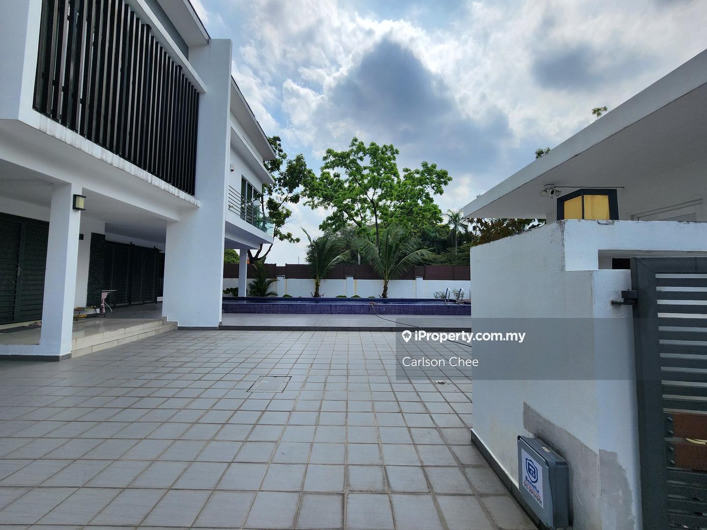Bungalow House for Sale in Usj 1, Subang Jaya by Carlson Chee - iProperty.com.my