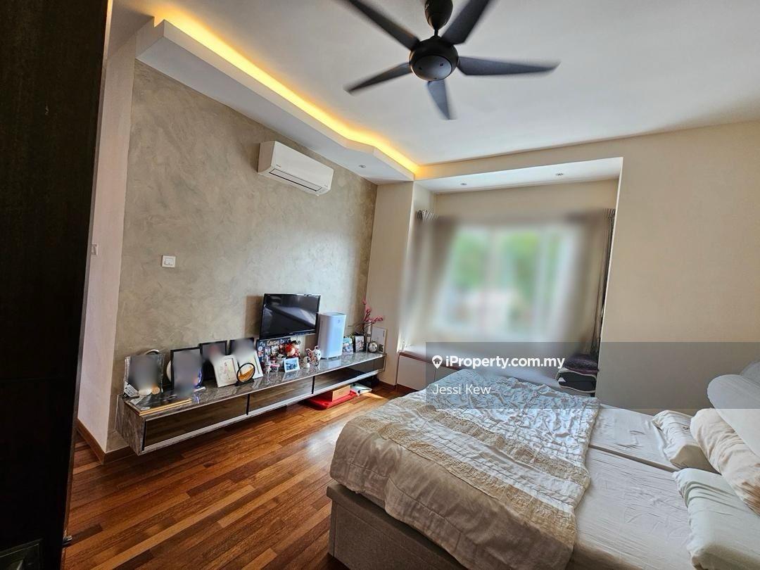 Rumah Berangkai 2.5 Tingkat untuk Dijual di Bandar Sungai Long, Bandar Sungai Long oleh Jessi Kew - iProperty.com.my