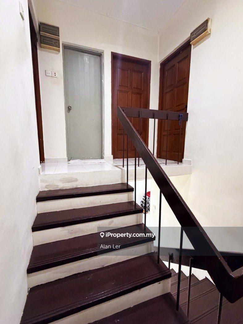 Rumah Berangkai 2 Tingkat untuk Dijual di Taman Pelangi, Johor Bahru oleh Alan Ler - iProperty.com.my
