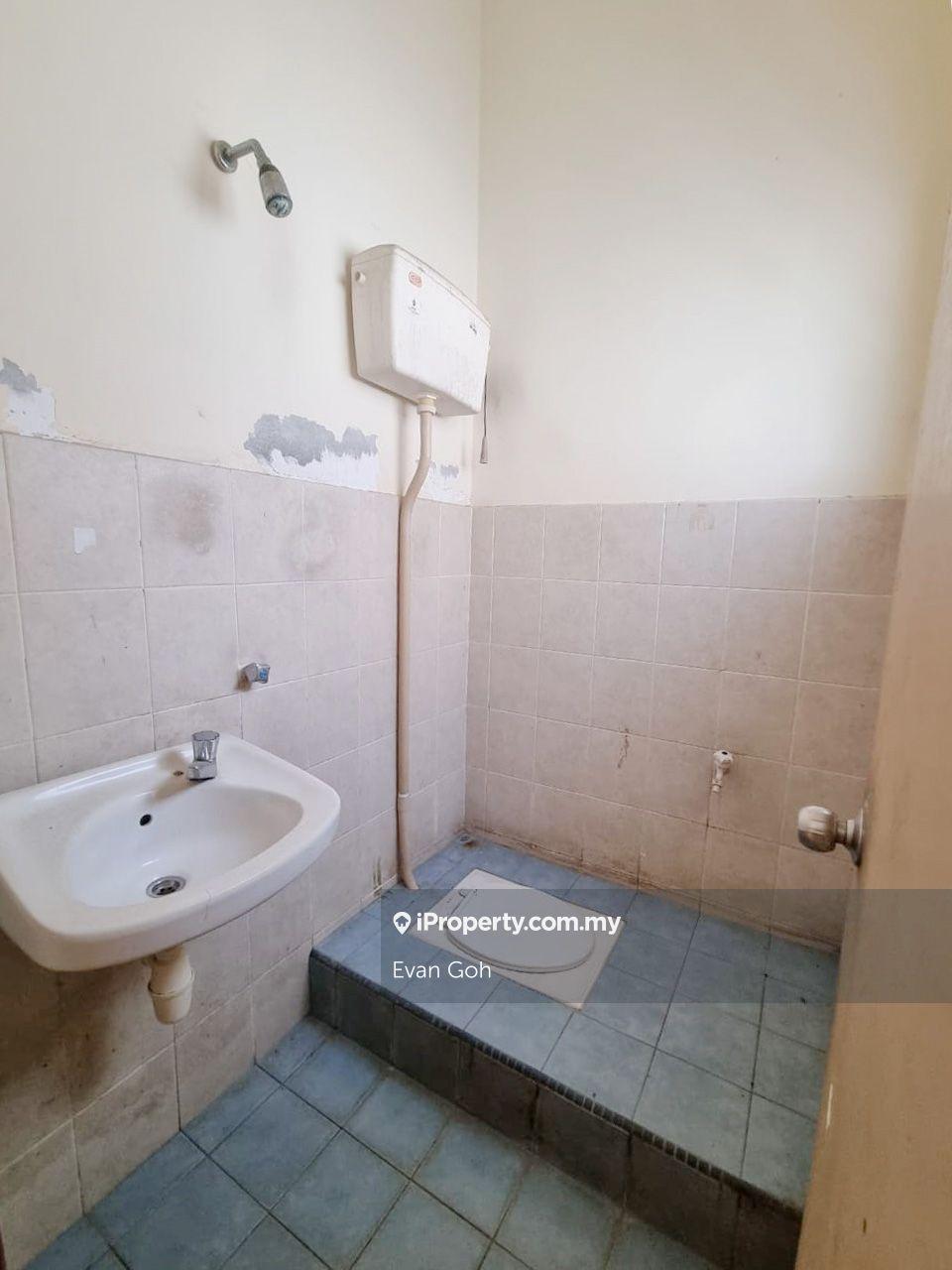 Rumah Berangkai 2 Tingkat untuk Dijual di Bandar Nusaputra, Puchong oleh Evan Goh - iProperty.com.my