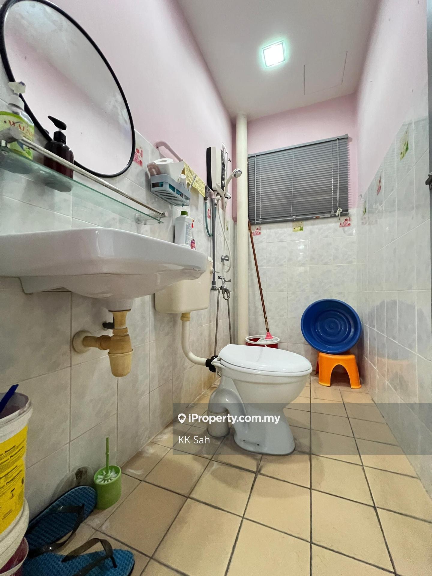 Rumah Berangkai 2 Tingkat untuk Dijual di Taman Sri Kota, Kajang oleh KK Sah - iProperty.com.my