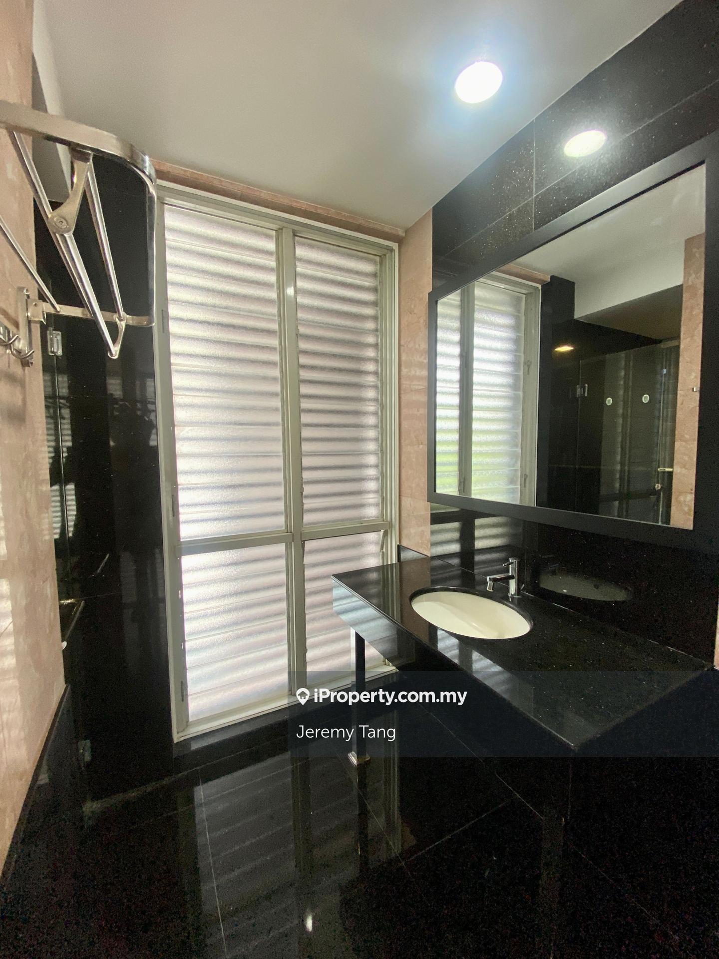 Banglo untuk Dijual di Batai Area, Damansara Heights oleh Jeremy Tang - iProperty.com.my