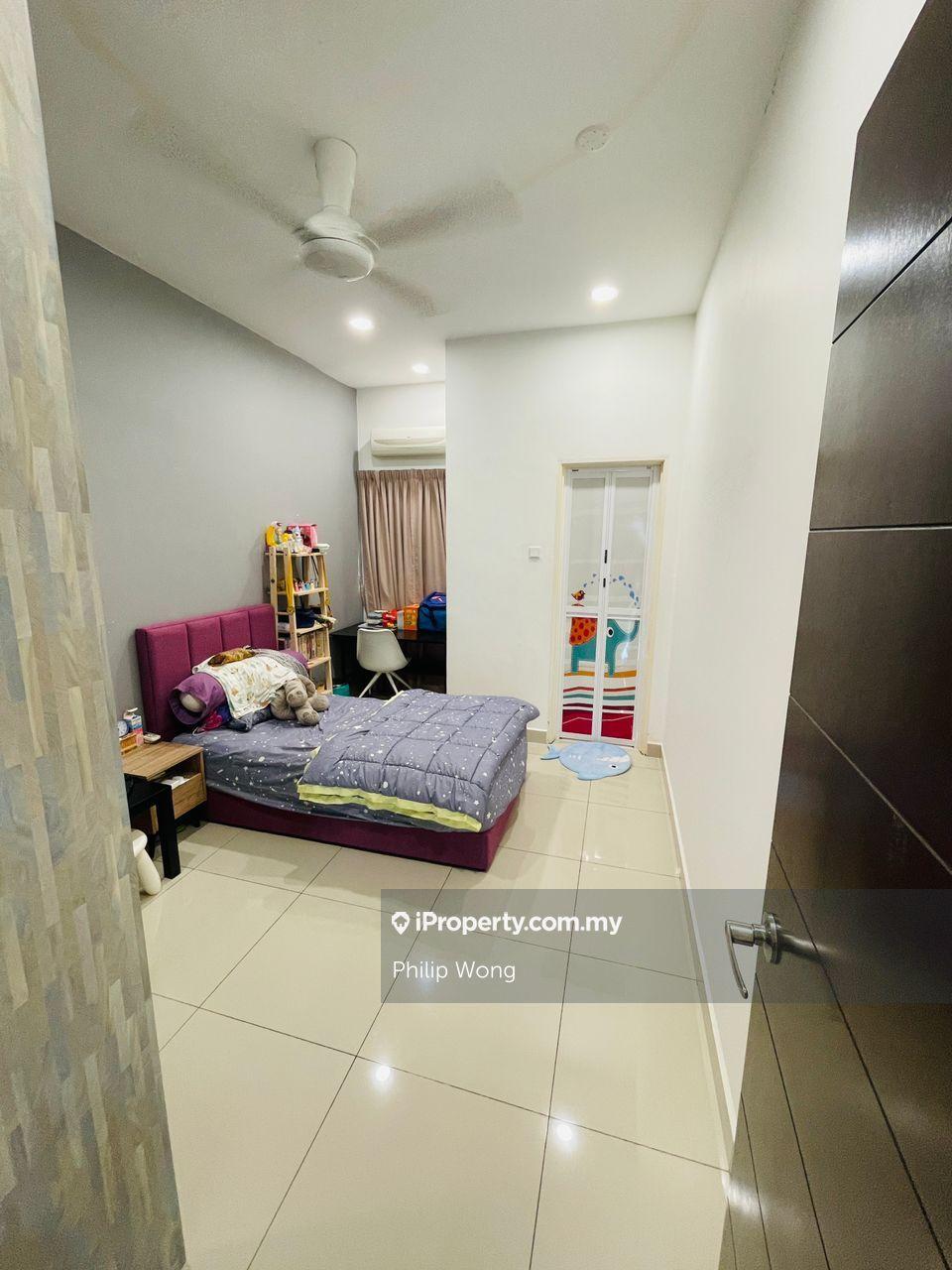 Rumah Berangkai 2.5 Tingkat untuk Dijual di Taman Bukit Serdang, Seri Kembangan, Seri Kembangan oleh Philip Wong - iProperty.com.my