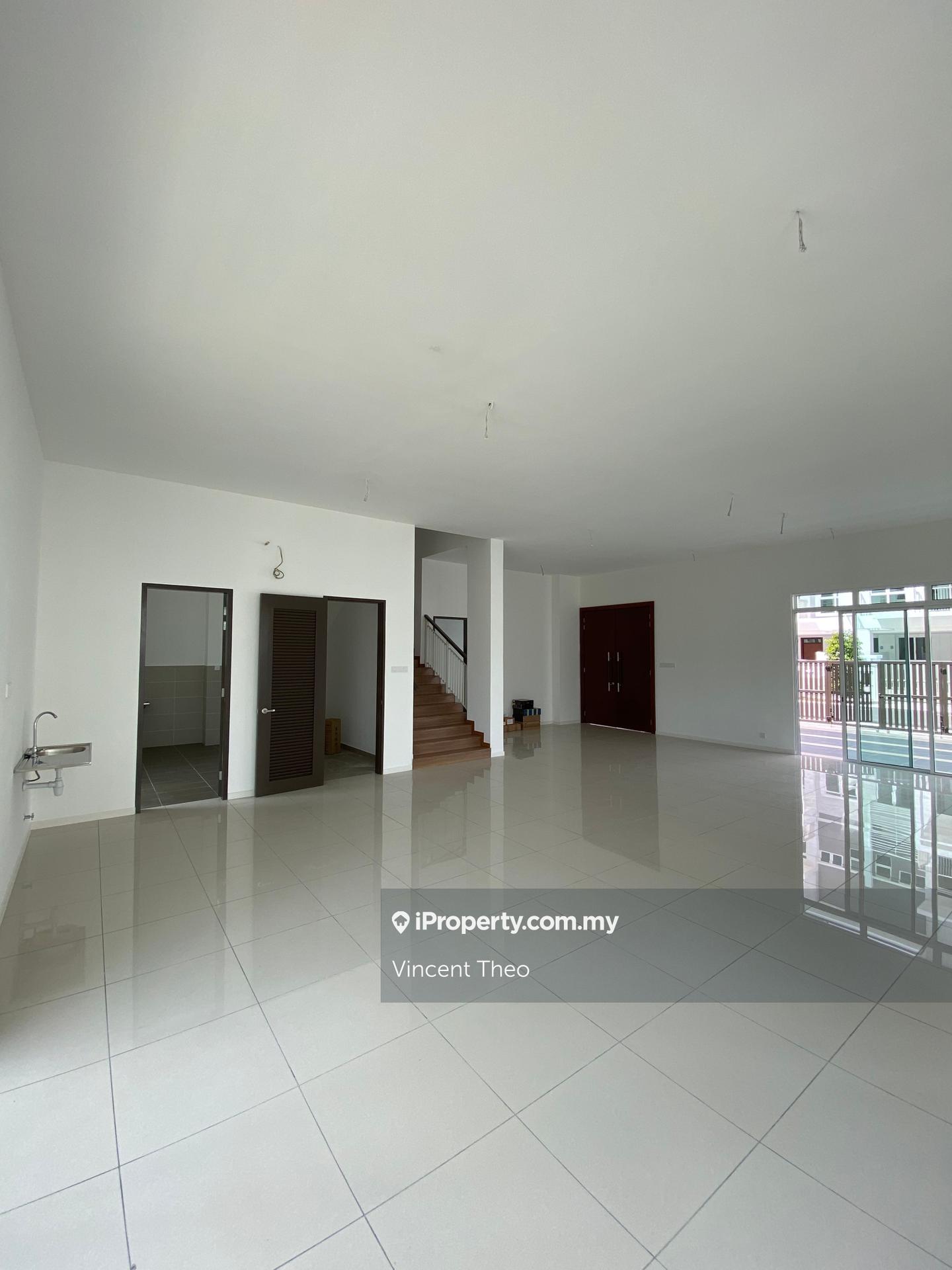 Semi-Detached House for Sale in puncak indah ampang, Ampang by Vincent Theo - iProperty.com.my