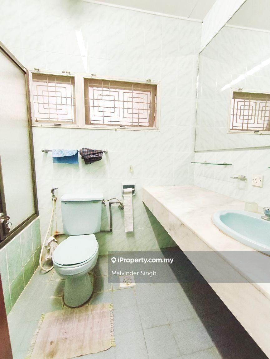 Banglo untuk Dijual di Ukay Heights, Ampang oleh Mel Walia - iProperty.com.my