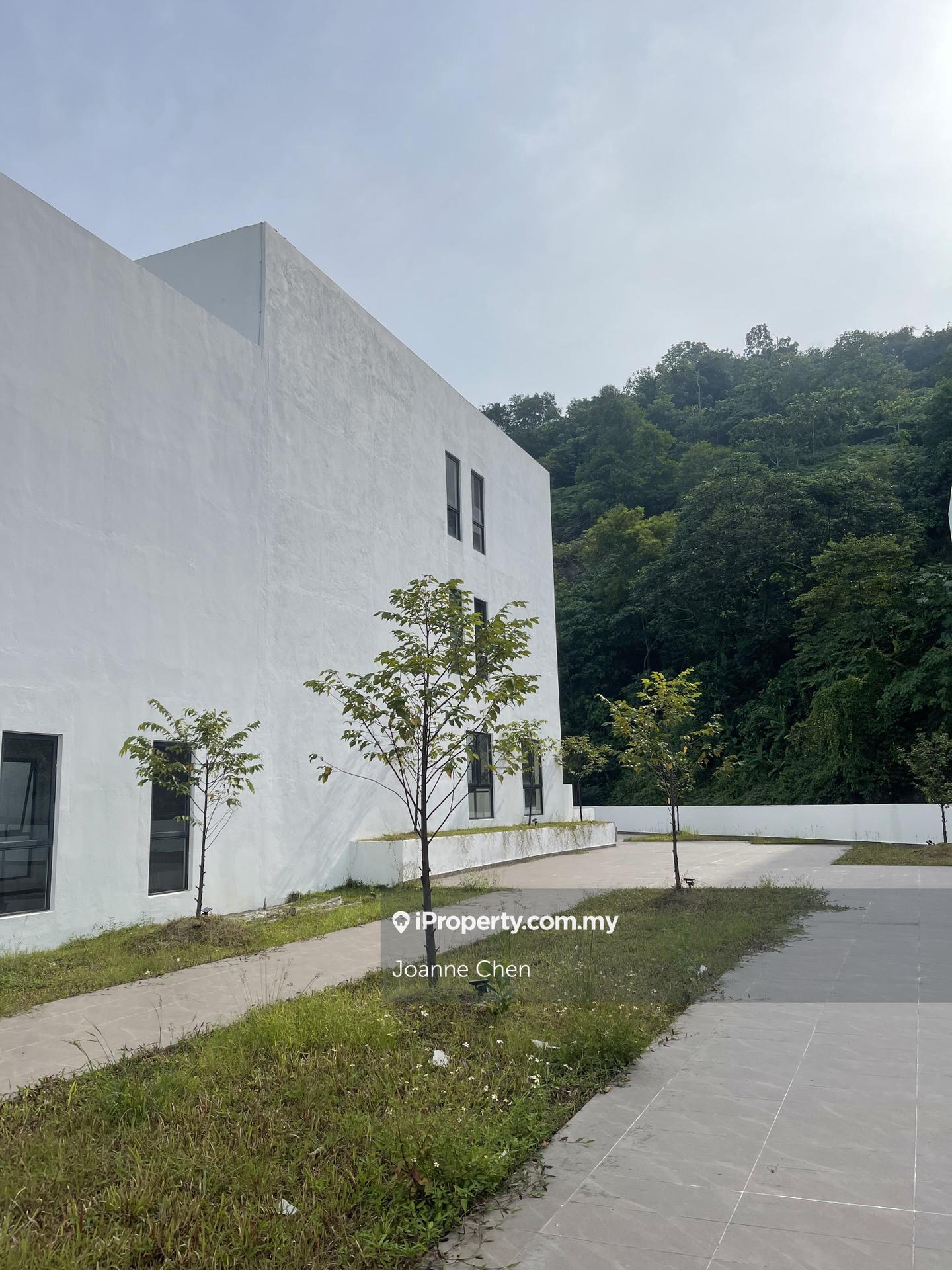 Vila Berkembar untuk Dijual di PJU 8, Damansara Perdana, Petaling Jaya oleh Joanne Chen - iProperty.com.my