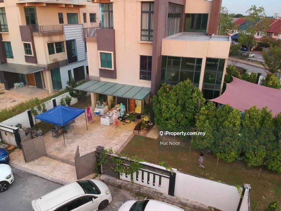 Banglo untuk Dijual di Seksyen 7, Shah Alam oleh Mat Noor - iProperty.com.my