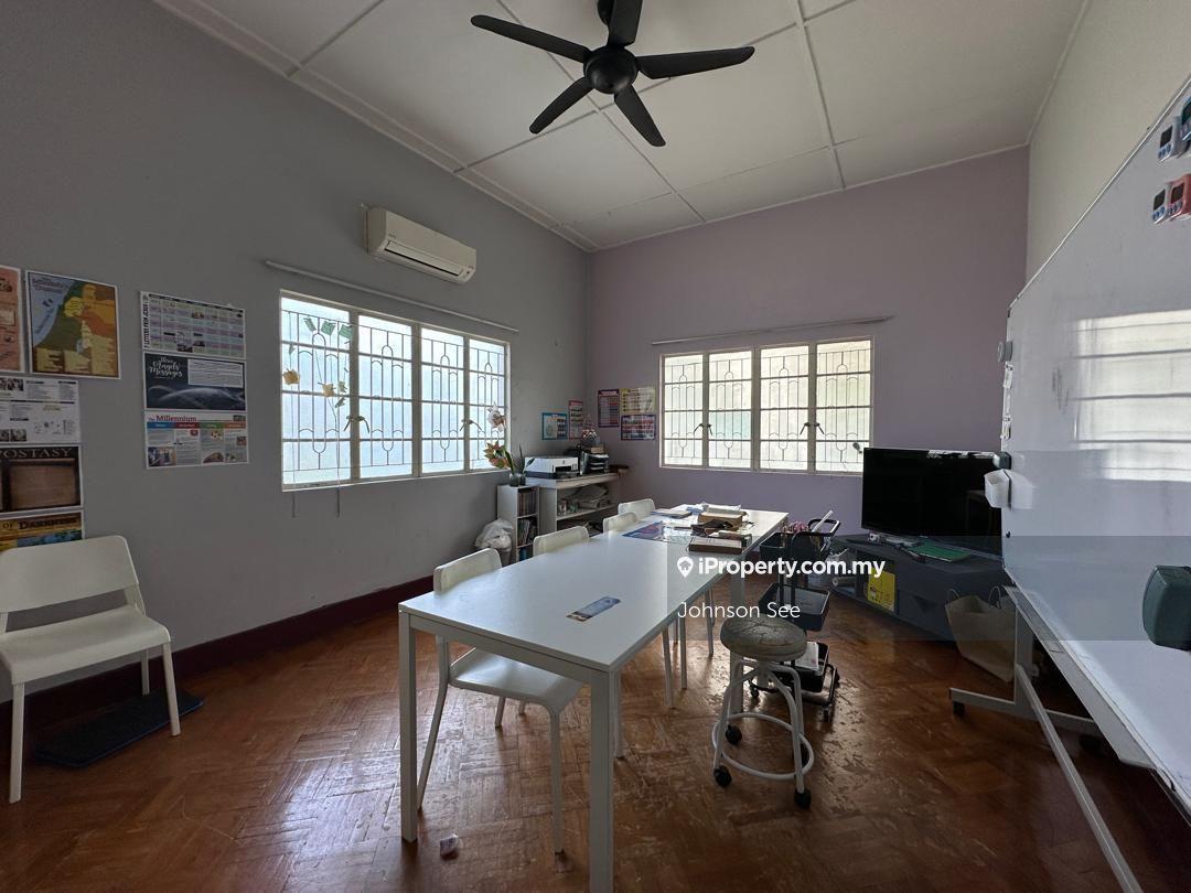 Bungalow House for Sale in Seksyen 5, Jalan Gasing, Bukit Gasing, PJ, Petaling Jaya by Johnson See - iProperty.com.my
