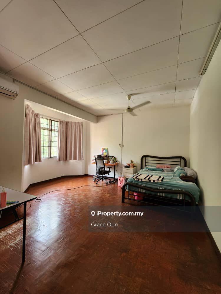 Rumah Berangkai 2 Tingkat untuk Dijual di Bandar Putra Permai, Seri Kembangan oleh Grace Oon - iProperty.com.my