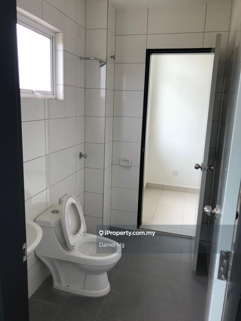 Rumah Berangkai 2 Tingkat untuk Dijual di Taman Pelangi Semenyih 2, Semenyih oleh Daniel Ng - iProperty.com.my