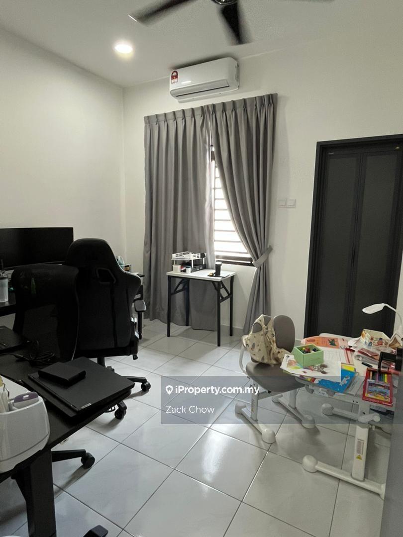 Rumah Berangkai 2 Tingkat untuk Dijual di Taman Austin Duta, Tebrau oleh Zack Chow - iProperty.com.my