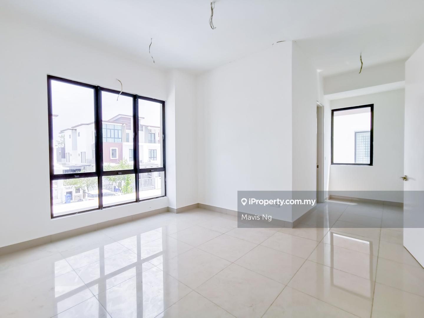 Rumah Berkembar untuk Dijual di Setia utama 1 Semi D by water Elmeri, Setia Alam oleh Mavis Ng - iProperty.com.my