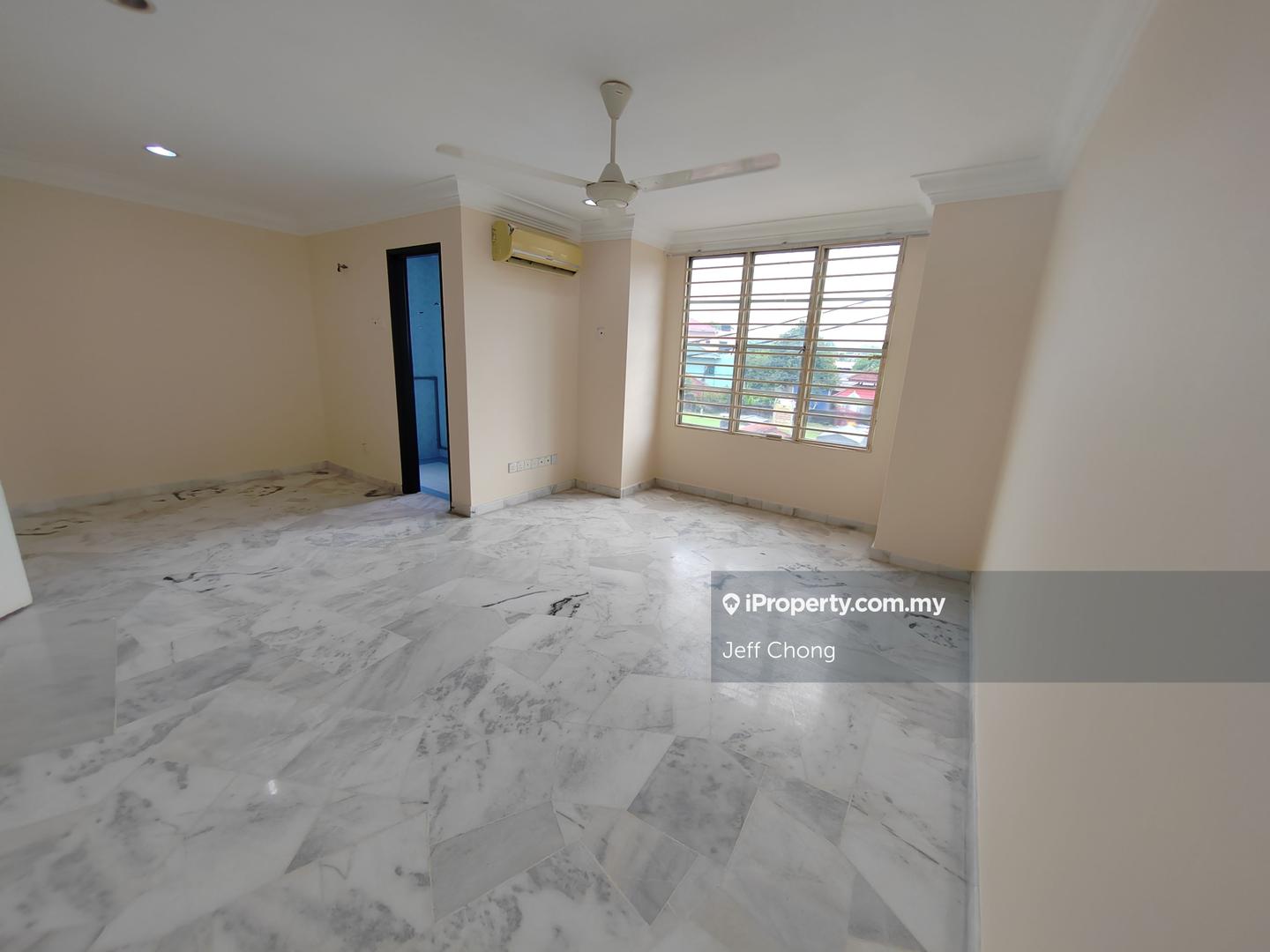 Rumah Berangkai 2.5 Tingkat untuk Dijual di Taman Puchong Impian, Puchong oleh Jeff Chong - iProperty.com.my
