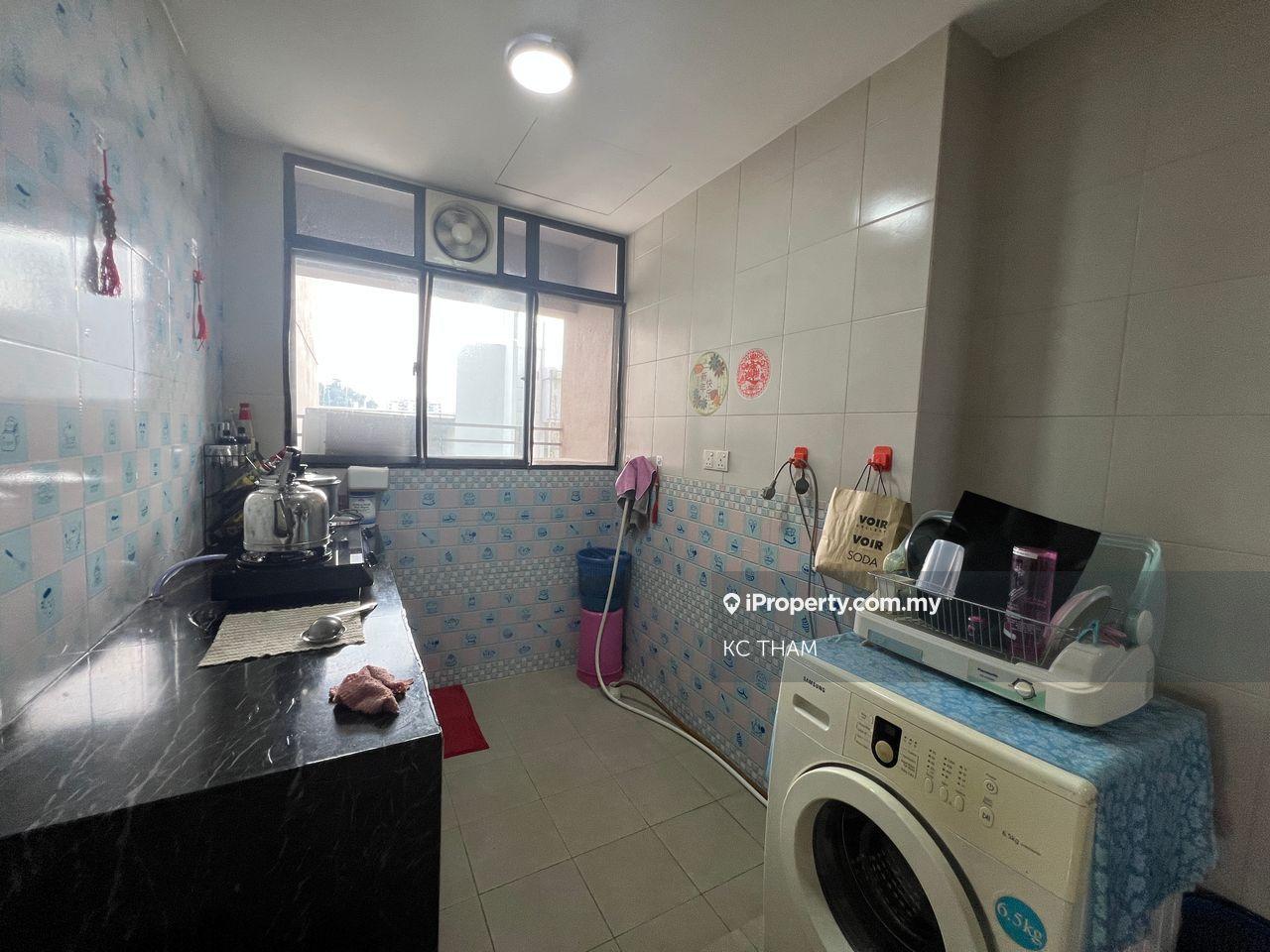 Condominium for Sale in Azelia Residence by KC THAM - iProperty.com.my